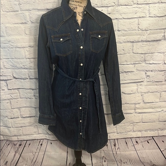 Wrangler Retro Denim Dress Embroidered Back Belt Long Sleeves Pearl Button Snaps - Picture 2 of 13